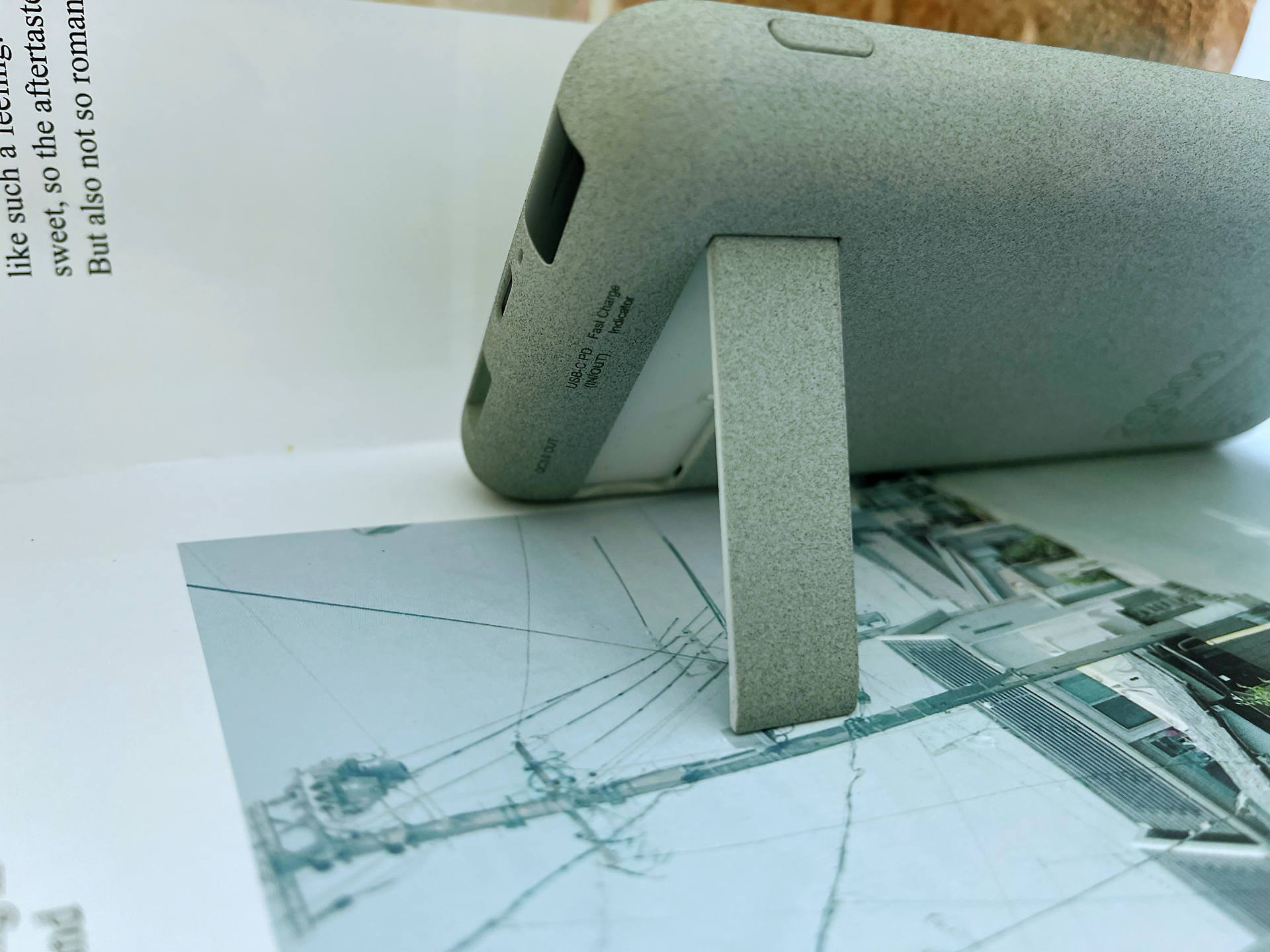 支持MagSafe磁吸双输出充电宝，南卡无线充电宝POW-3上手体验