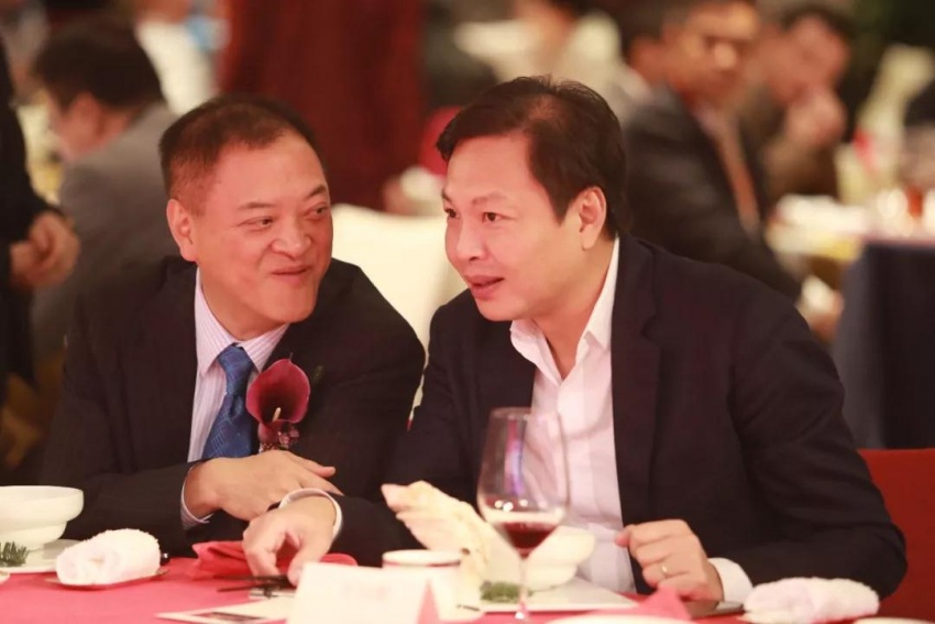 广东佛山地产大亨：白手起家创业，身价百亿积极做慈善