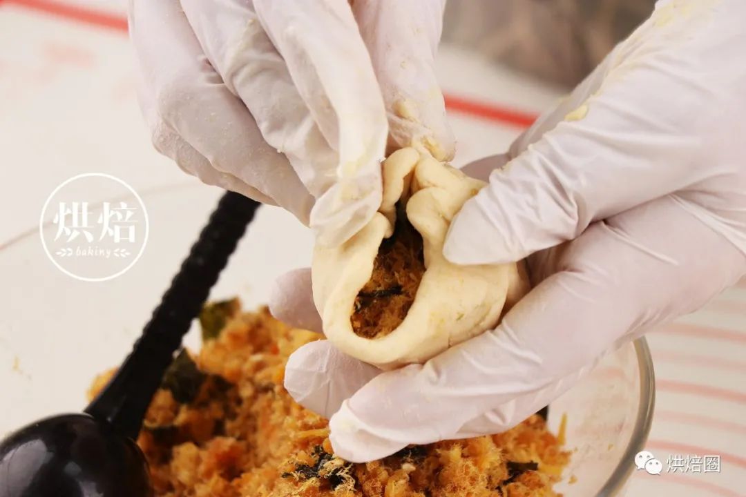 我用糯米粉可以做壽司包上肉鬆蛋黃餡比青團好吃