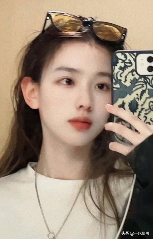 不差钱，也不缺女朋友，王思聪为何偏偏会对孙一宁动了真情