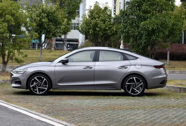 15万级运动轿跑，颜值高、性能出众，这3款车真