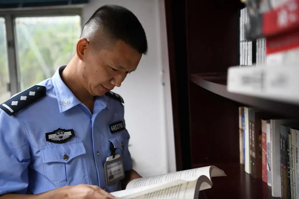 胡延浩:为服刑人员的回归架桥铺路【政法英模培树进行时】