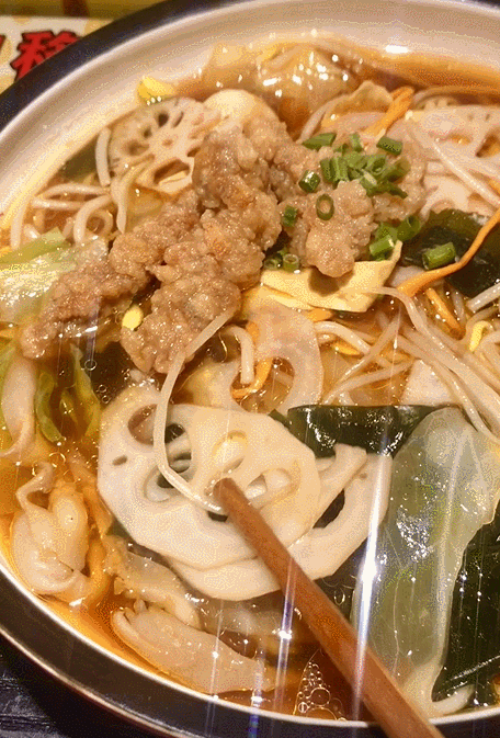 比乡村基更亲民：免费续米线，甜品无限量，重庆这家店能赚钱？