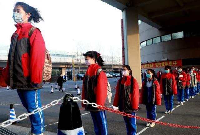 政府决定开展地毯式搜索！继武汉之后，中国再出现一城市封城