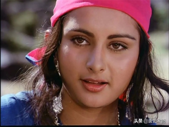 女主角普拉姆·达伦如今风韵犹存