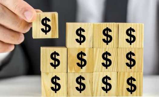 公司实收资本未到位前可否变更企业名称及法定代表人？