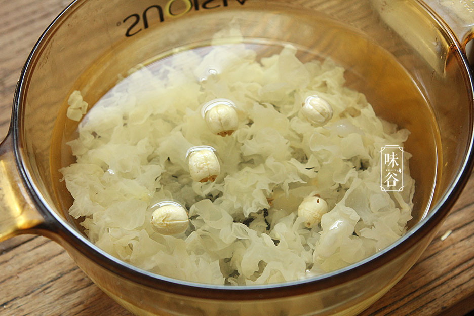 入伏，这碱性水果要多吃，清凉解暑营养高，现在正当季，别不懂吃