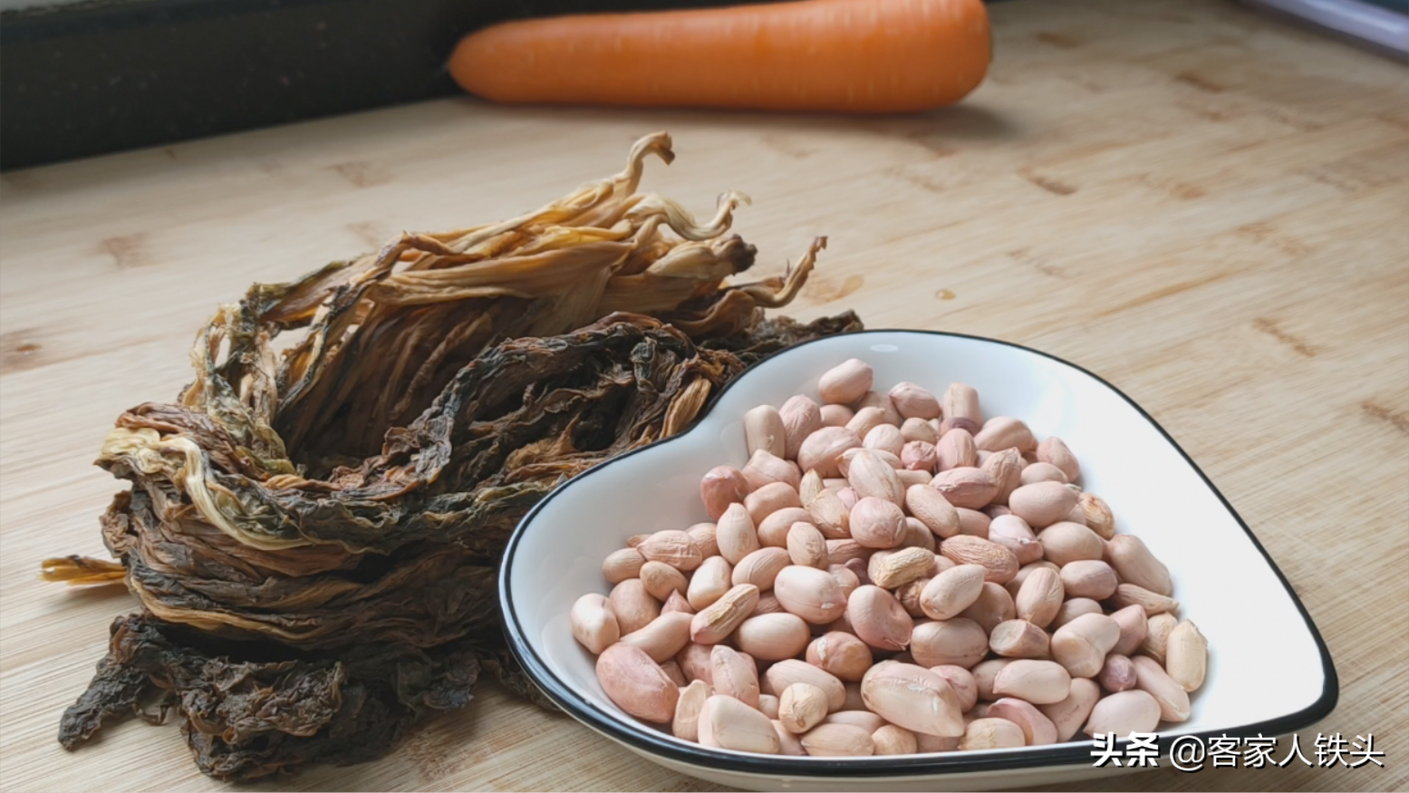 入秋早餐吃什么？1碗花生1把菜干，教你广东特色早餐，营养好吃
