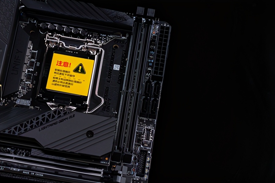 微星MEG Z590I UNIFY主板评测：掌控超频和雷电的顶级ITX小板