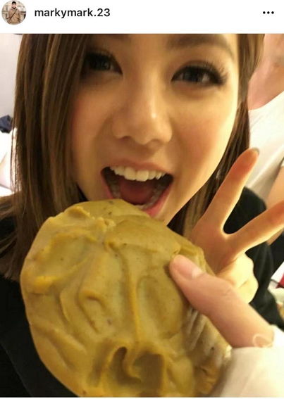 邓紫棋与男友外出，两人疑已恋爱长跑6年，男方是造型师曾入狱