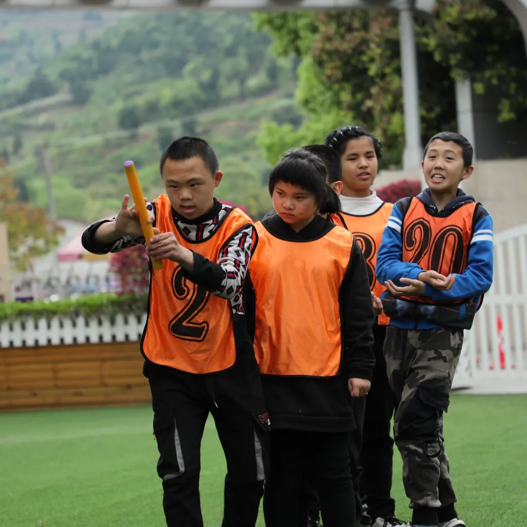 活动传文化 清明祭英烈——天府新区特殊教育学校学党史活动