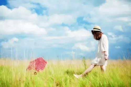 生活疲惫无助累的句子，句句心酸无奈图片