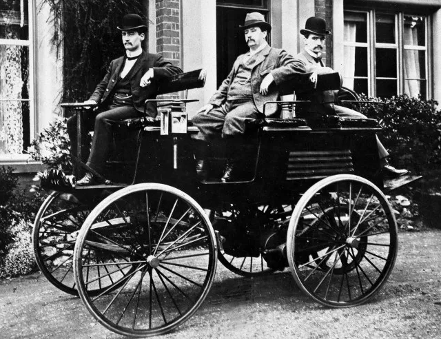 回到一百年前，保时捷、爱迪生都在造电动汽车