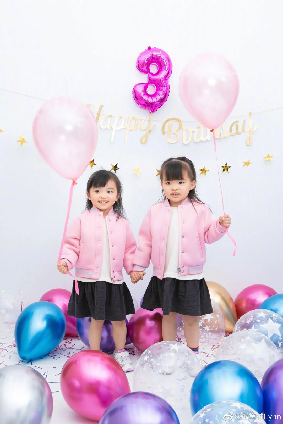 熊黛林為3歲雙胞胎慶生，倆女兒穿姐妹裝拍寫真，妹妹身高搶鏡