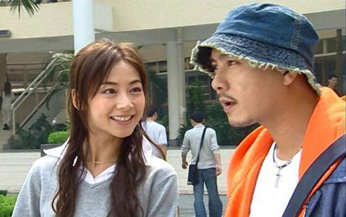 与妻子恩爱13年，55岁膝下无子的张卫健：我能给