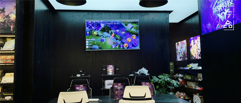 西南首家苏宁极物就在重庆，在地图上都找不到，藏在这个新地标里