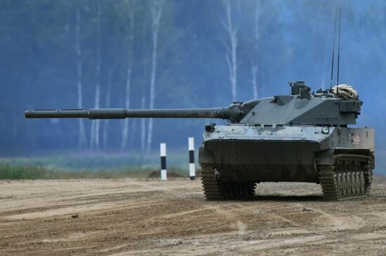 为了在高原持续对峙，印度求购轻型坦克，却无