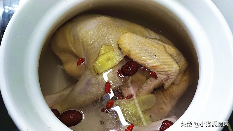 图片[2]-寒冬腊月 做一道山药香菇炖鸡汤 汤鲜肉香 好吃营养 暖和开胃-起舞食谱网