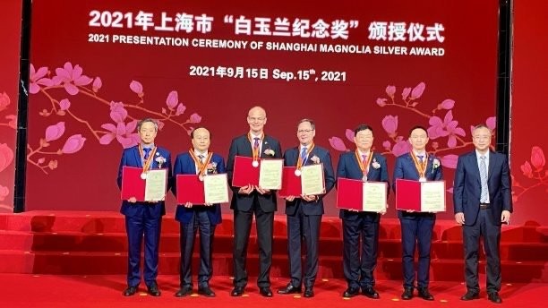 空气产品公司中国区总裁荣膺2021年上海市“白玉兰纪念奖”