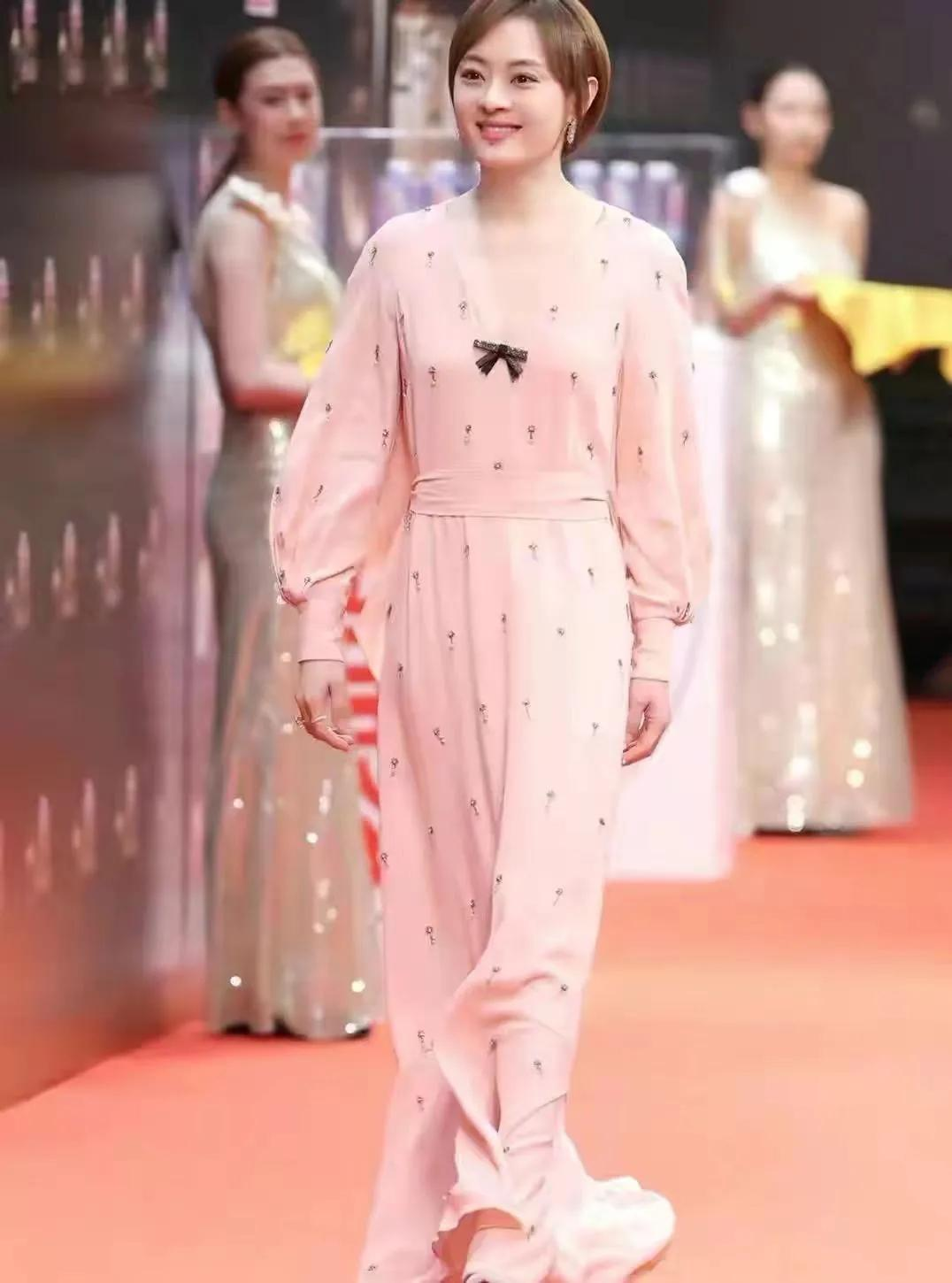 结婚9年,孙俪坦言:“能与邓超生活在一起,其