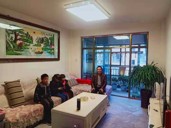 甘肃省武都区：聚力脱贫攻坚 挂牌作战啃“硬骨”