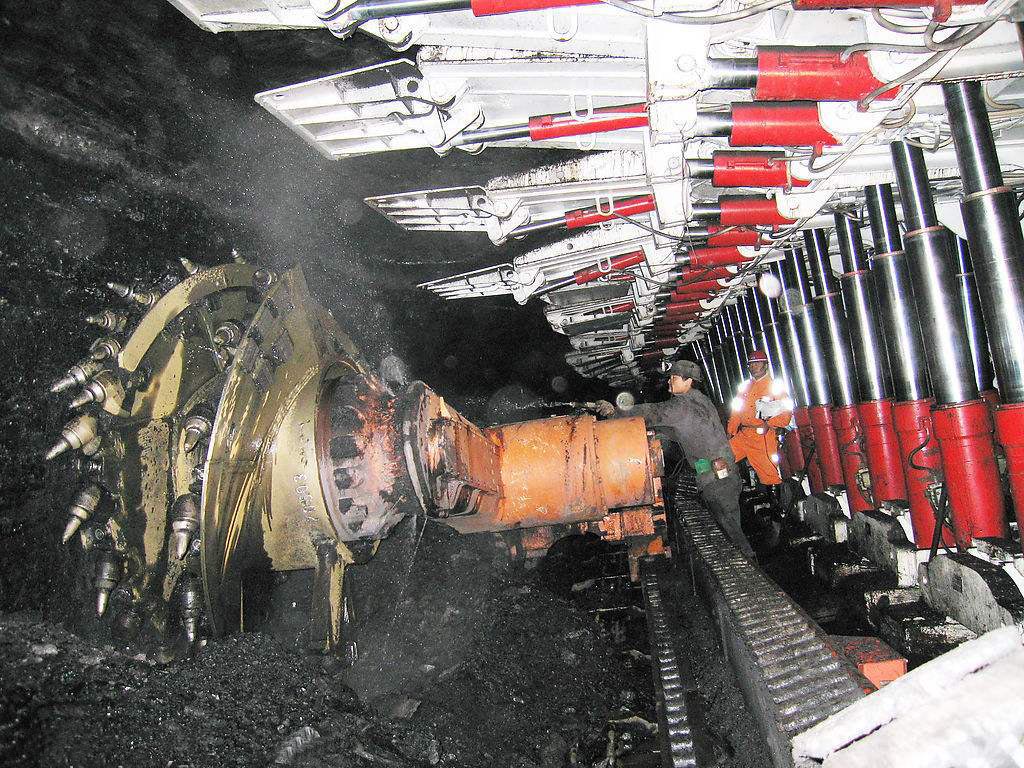 采煤机价格集团公司降低进口采煤机运行成本