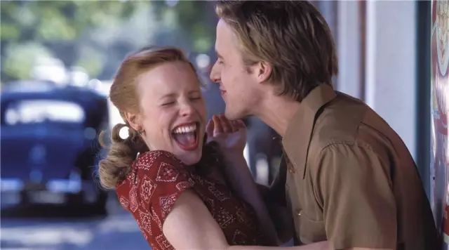 你以为他们是最佳银幕CP，其实人家是水火不容的