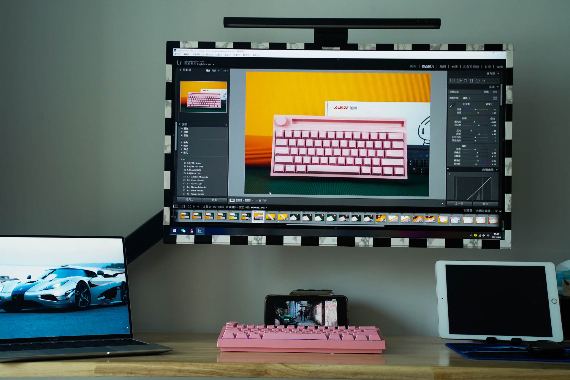 每个女生都有公主梦，送老婆个粉色黑爵K620T双模机械键盘做礼物