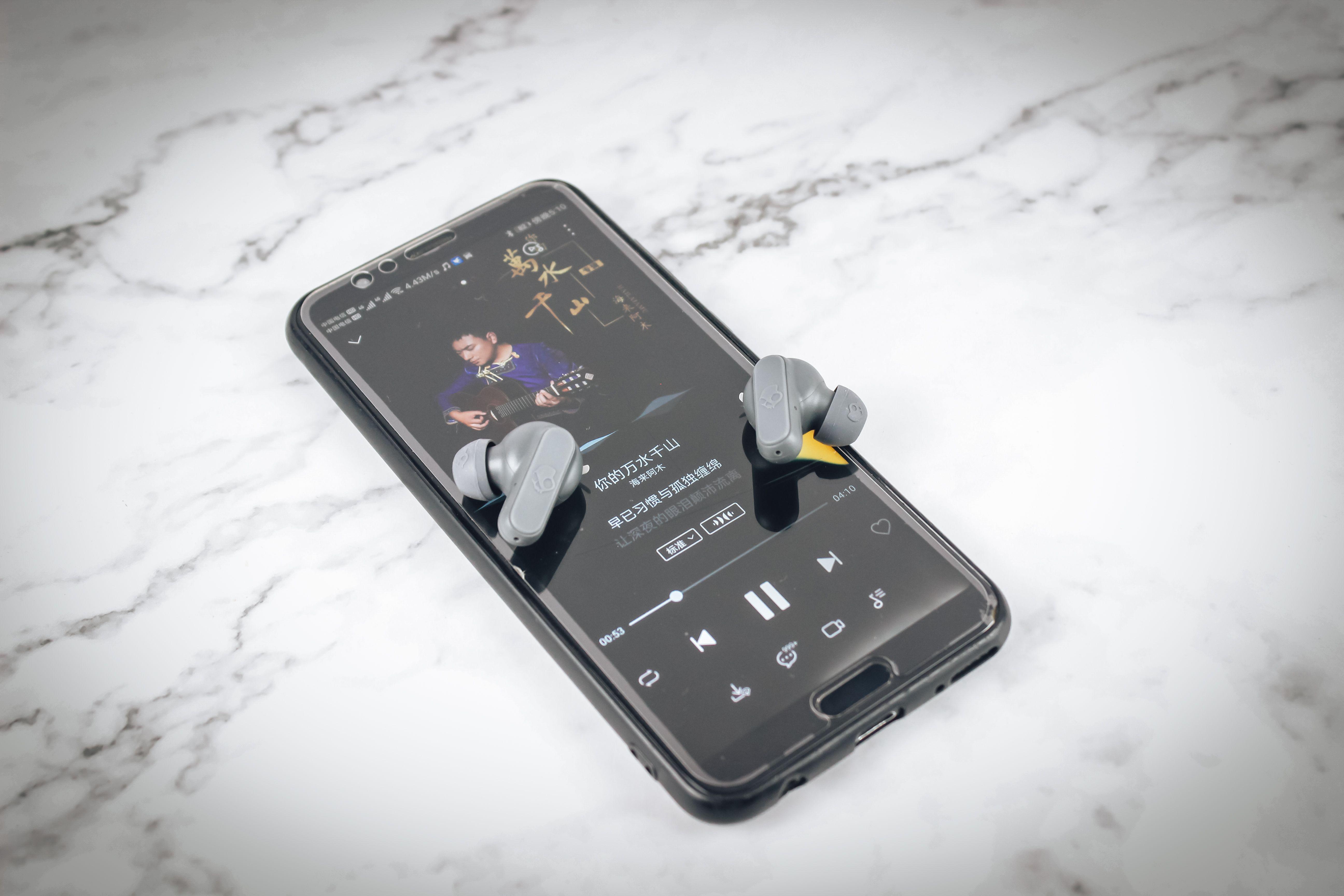 Skullcandy DIME 迷你豆蓝牙耳机新解释--骷髅设计是个性还是任性？