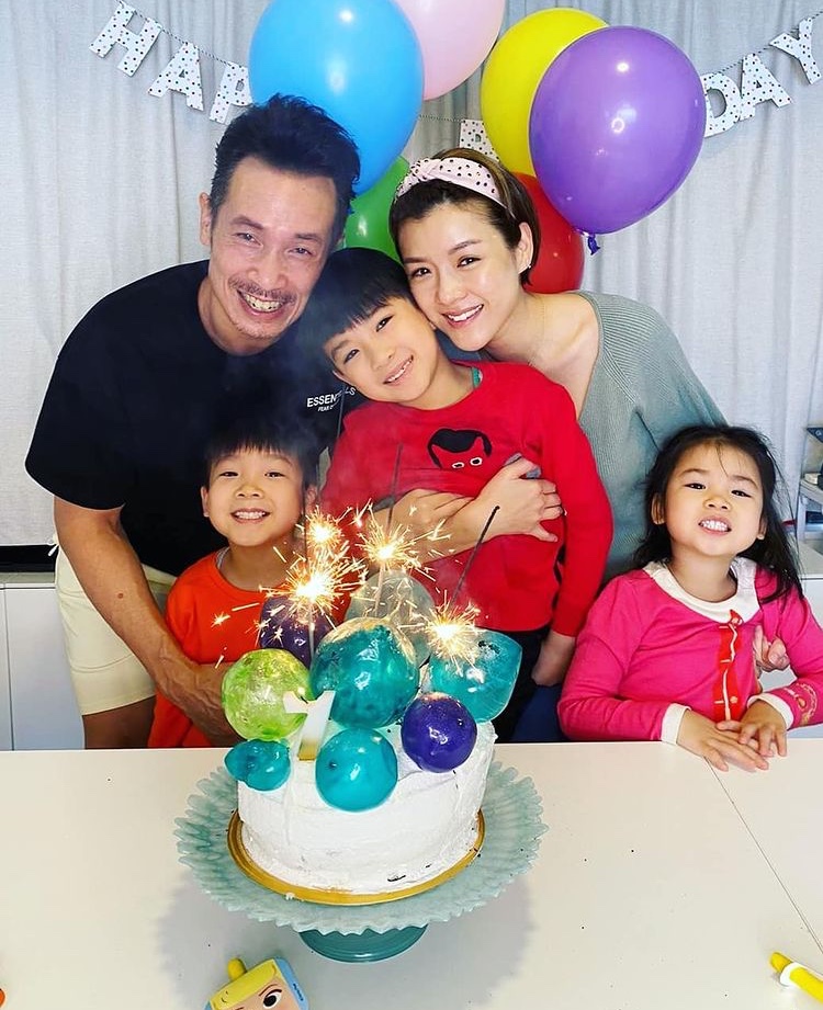 陳茵媺母女同框送婦女節祝福，3歲女兒完美復制媽媽顏值和燦笑