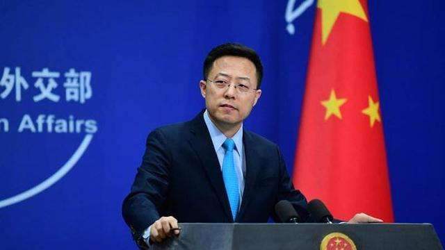美军机擅闯禁飞区，26日，解放军向南海发射导弹回击？赵立坚表态