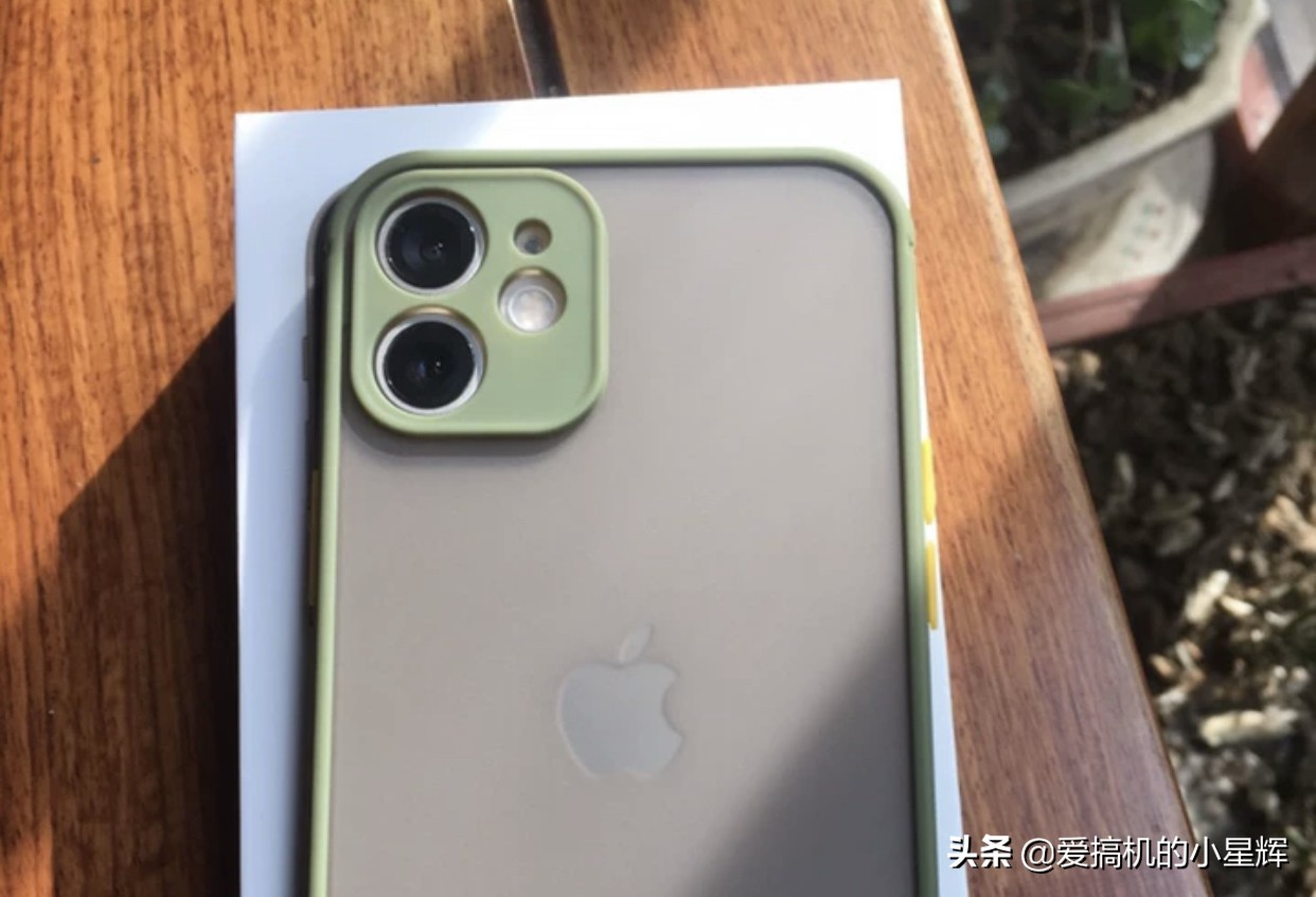 iPhone12Mini跌至“新低”，A14芯片+128GB