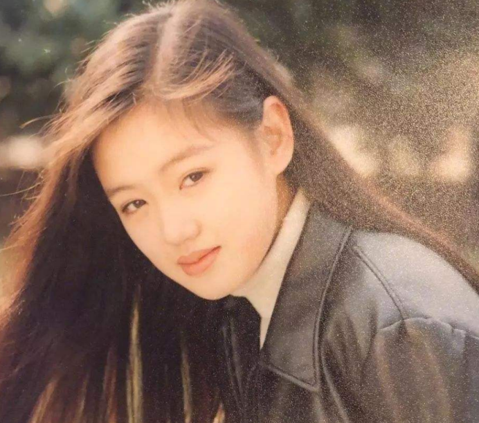 41岁陈好被邀重聚粉红四美，42岁哈妹无戏拍，上