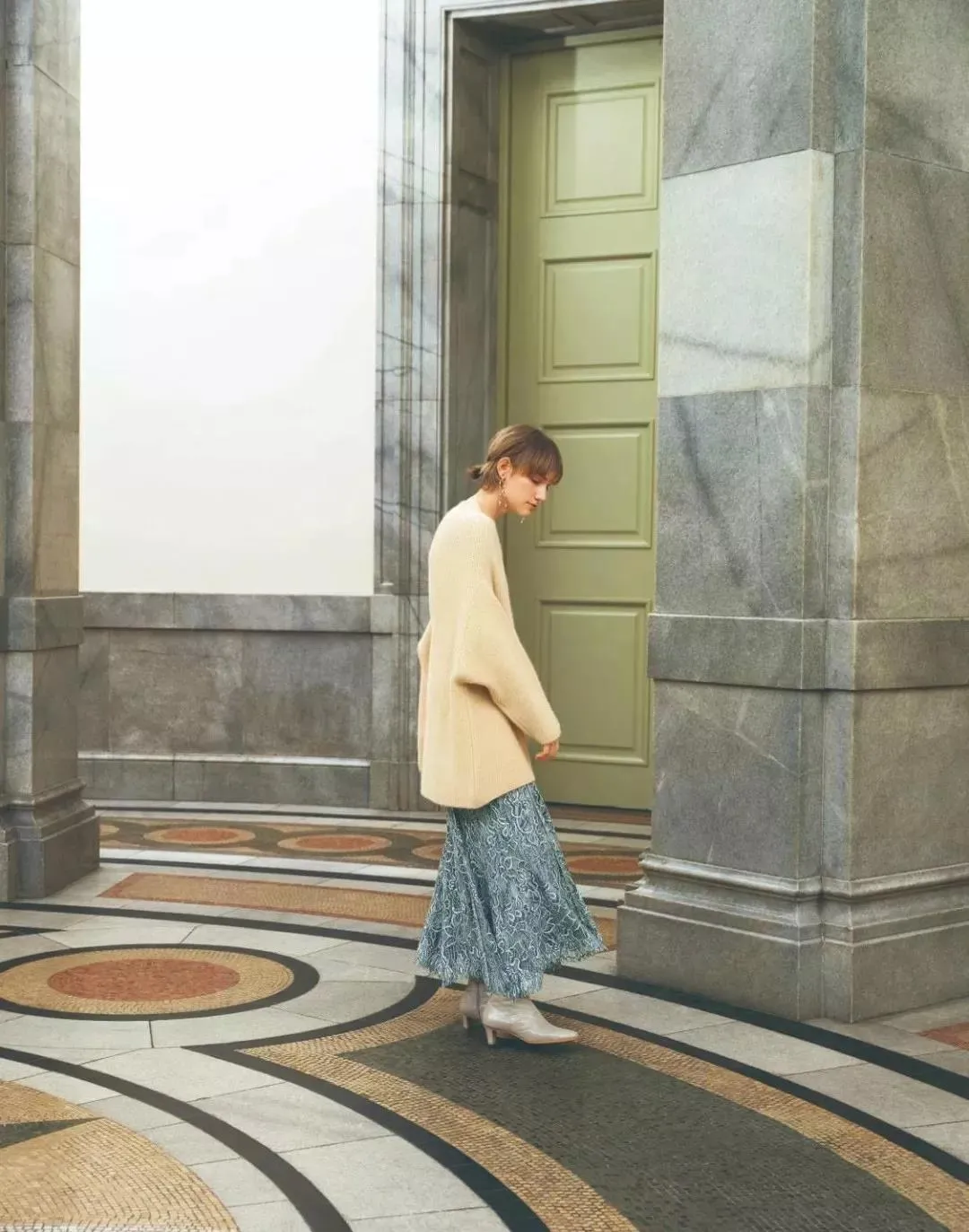 唯诺雅分享秋季穿搭图鉴，照着穿这个秋冬不再踩雷