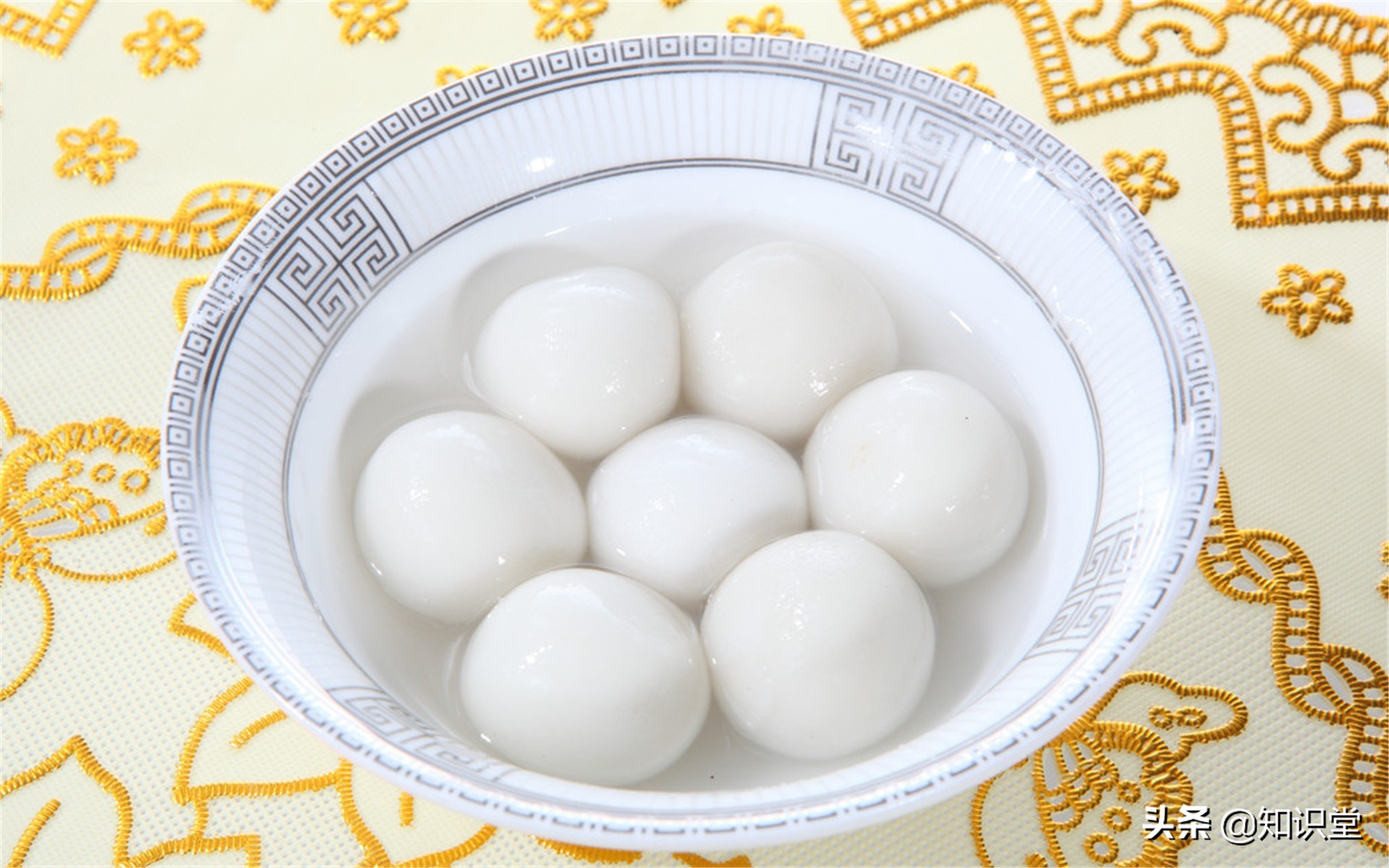 正月十五|2021牛年正月十五元宵节祝福语大全，元宵节温馨祝福句子精选