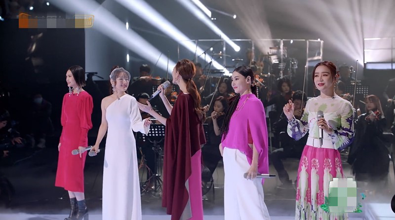 张柏芝真怀四胎了？妇产科医生称30周了，本人晒