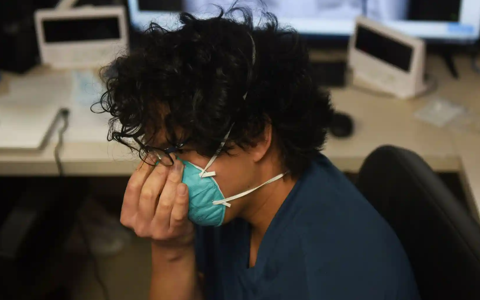 美國疫情太慘！ 5天感染100萬！ 醫院到崩潰邊緣，發出絕望呼籲