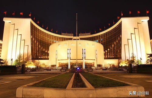 财政赤字货币化，借钱好还是印钱好的激辩