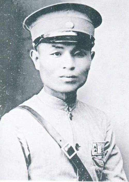 他是一野参谋长，彭老总的爱将，却为何只被授予开国中将军衔？