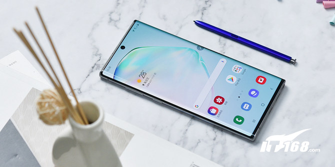 完成度最高的安卓机皇 三星Galaxy Note10+评测