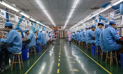 工厂留人比招工难？中国制造业要"转型"？未来在何方？