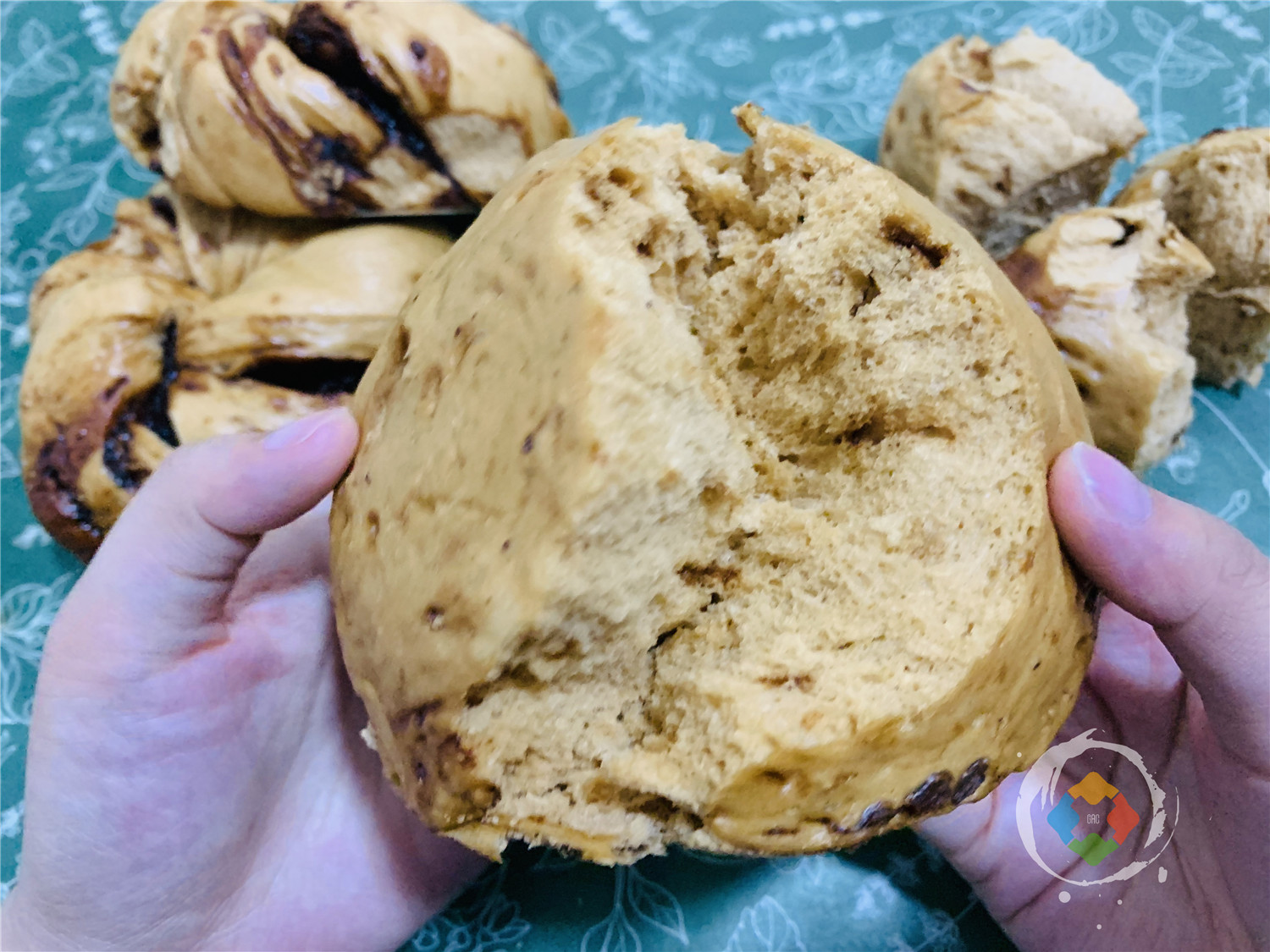 对“网红”避之不及的重庆人，遇上便宜又好吃的美食，总是被打脸