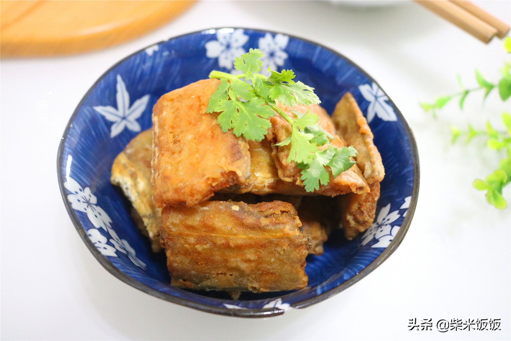 乾炸帶魚家常做法，只需簡單調味料，香酥鮮嫩，好吃無腥味