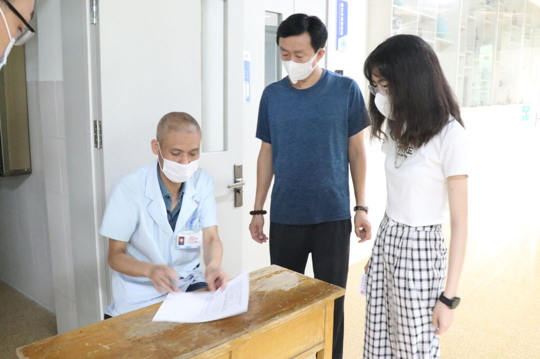 全心守护，筑牢免疫屏障——我校顺利开展学生新冠肺炎疫苗接种
