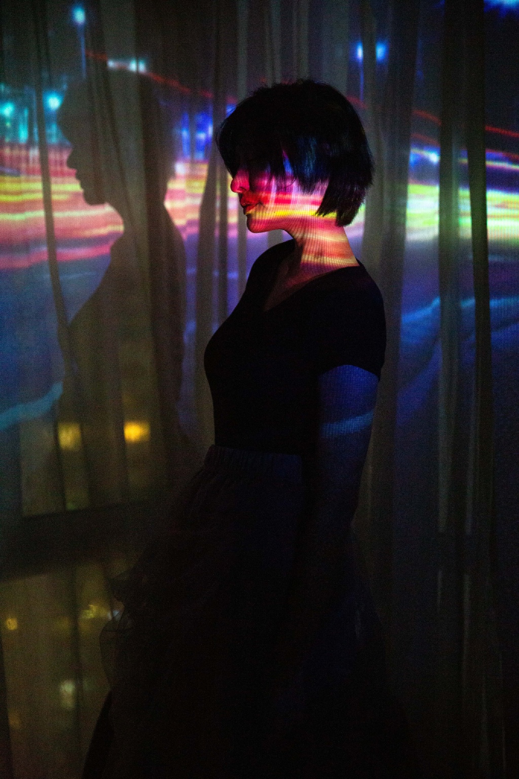 Can measuring projector still play so? 