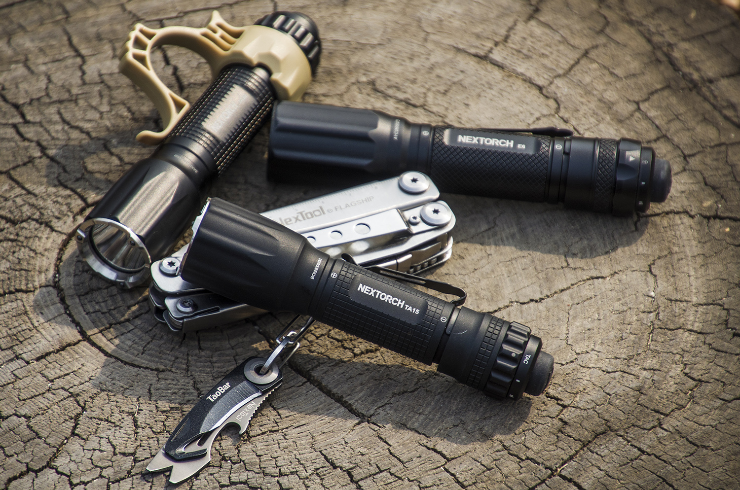 延续经典的战术照明纳丽德ta15战术手电