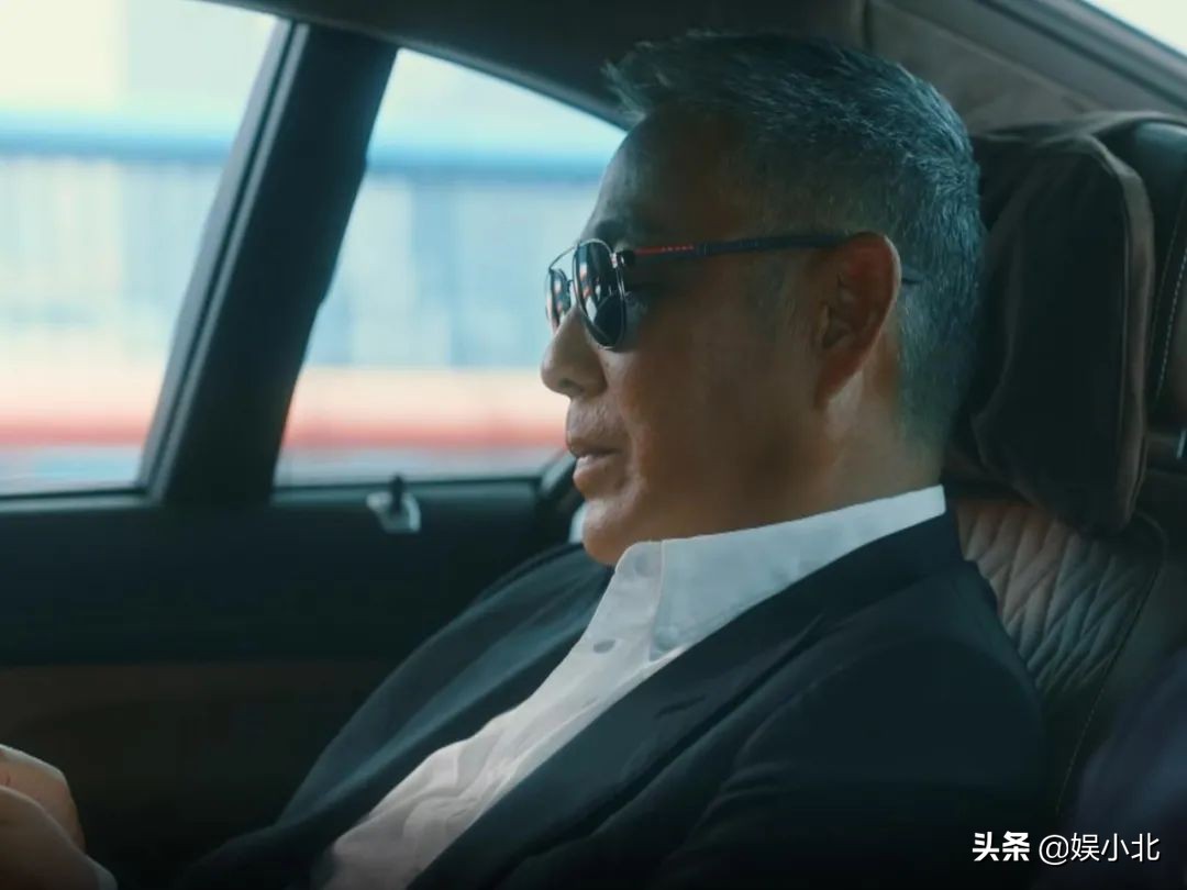 陈道明再树标杆，这才是总裁该有的样子，“人