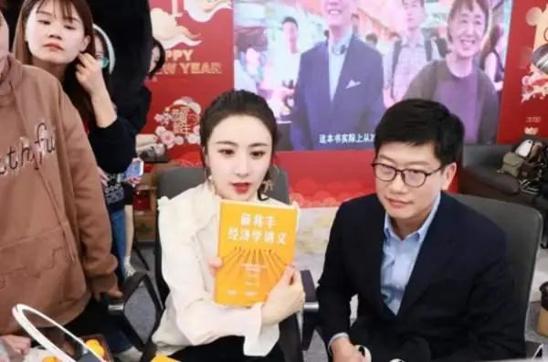 35岁薇娅年入20亿，从十八线模特到带货女王：光鲜背后是满地荆棘