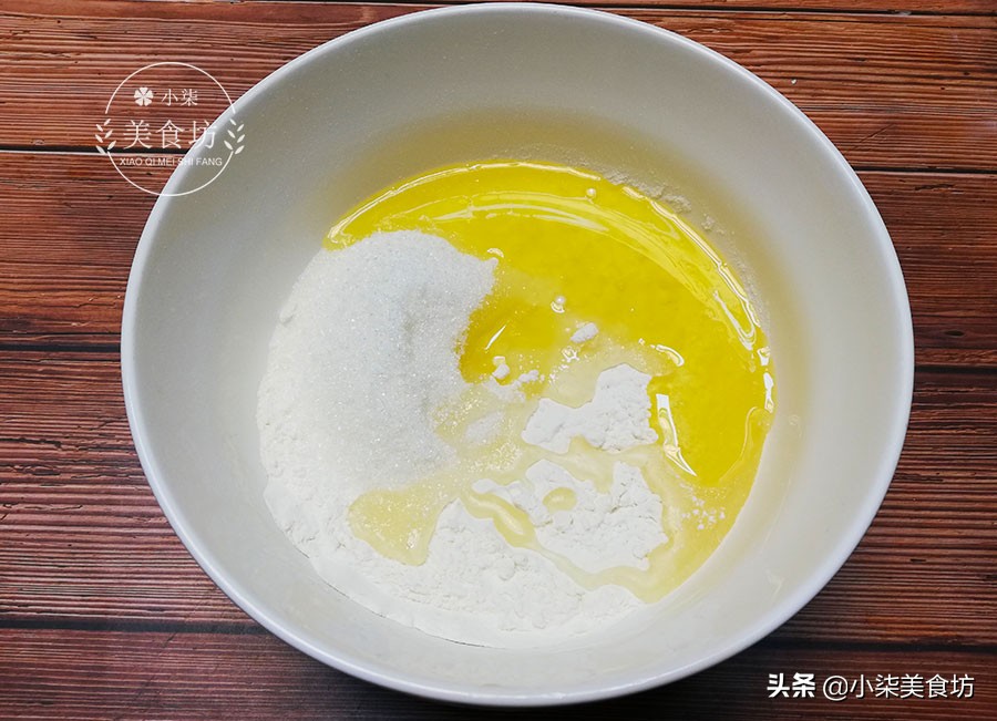 图片[6]-2碗面粉 半碗糖 在家炸了一大锅油果子 小时候解馋的小零食-起舞食谱网
