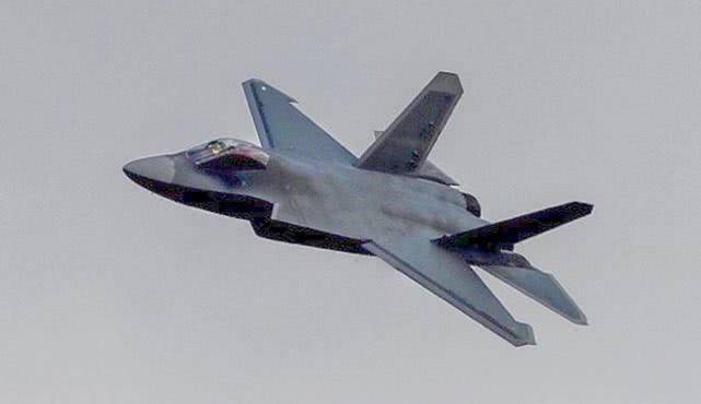 “海四代”接近交付？鹘鹰去掉空速管，已成“验证机”将测试隐身